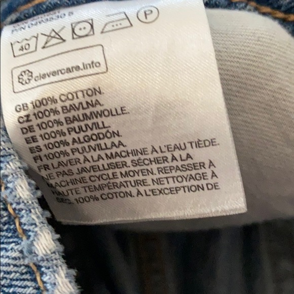 H&M Size 8 Jean Shorts with Embroidered Tiger - Picture 8 of 10